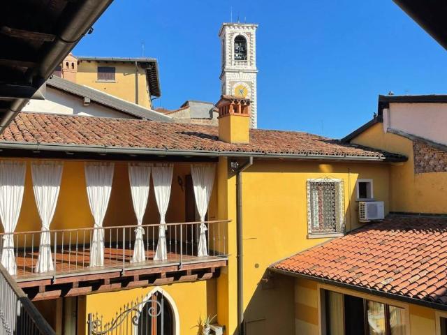 Villa Indipendente in vendita a Chiari, Lombardia