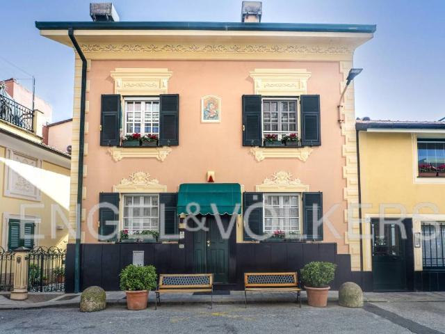 Villa Indipendente in vendita a Sampierdicanne, Chiavari