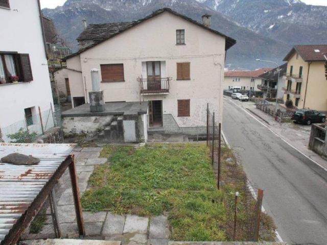 Villa Indipendente in vendita a Comunità montana della Valchiavenna, Chiavenna