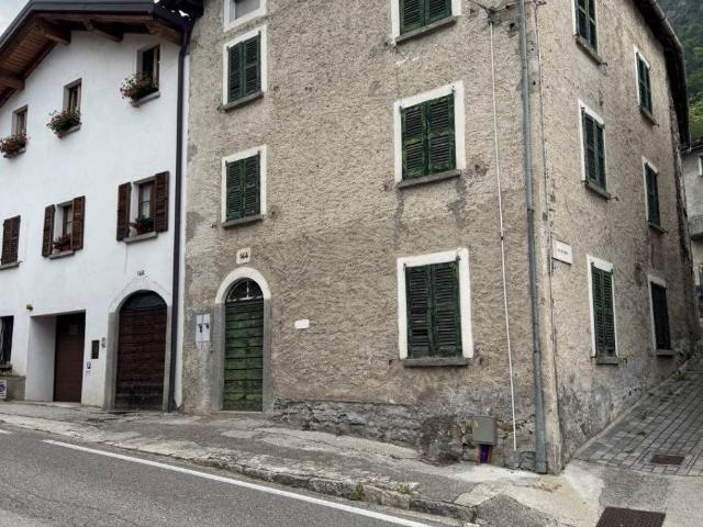 Villa Indipendente in vendita a Comunità montana della Valchiavenna, Chiavenna