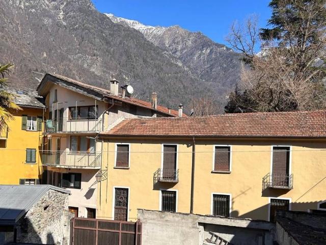 Villa Indipendente in vendita a Comunità montana della Valchiavenna, Chiavenna