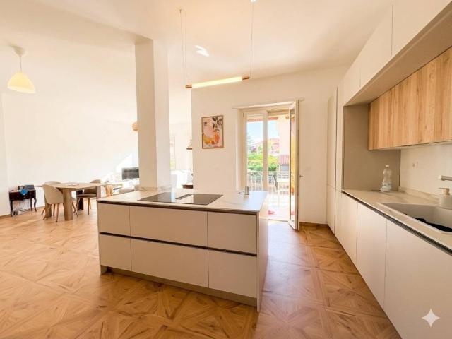 Villa Indipendente in vendita a Roaschia, Piemonte