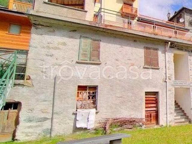 Villa Indipendente in vendita a Chiesa In Valmalenco, Lombardia