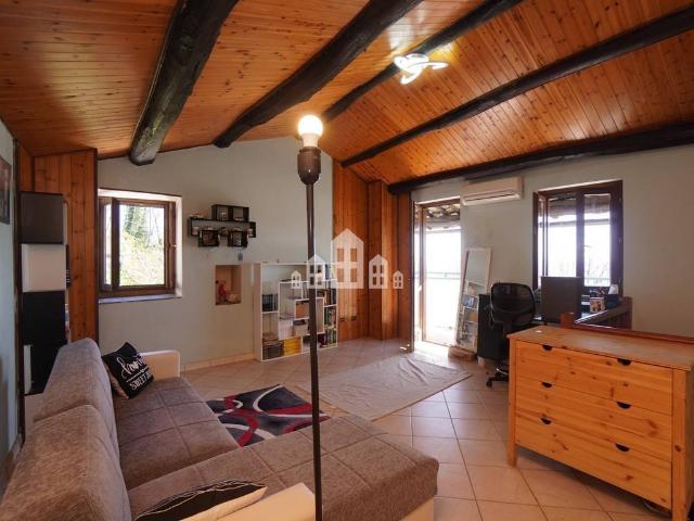 Villa Indipendente in vendita a Brogliatti, Piemonte
