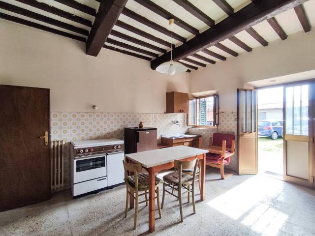 Villa Indipendente in vendita a Chiesina Uzzanese, Chiesanuova