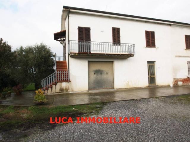 Villa Indipendente in vendita a Chiesanuova, Chiesina Uzzanese