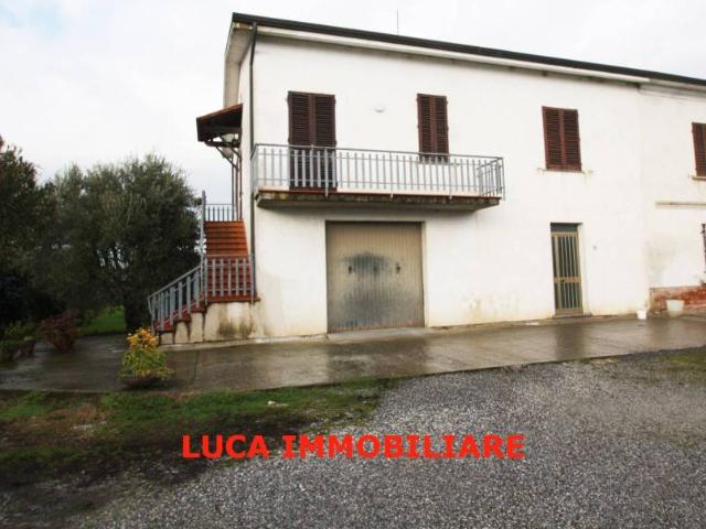 Villa Indipendente in vendita a Chiesanuova, Chiesina Uzzanese