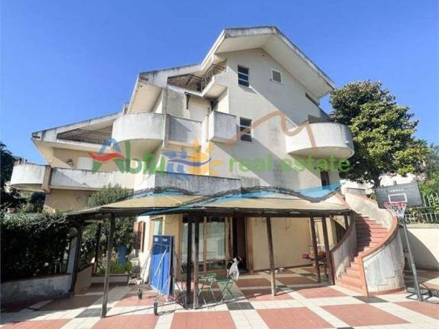 Villa Indipendente in vendita a Pietragrossa, Chieti