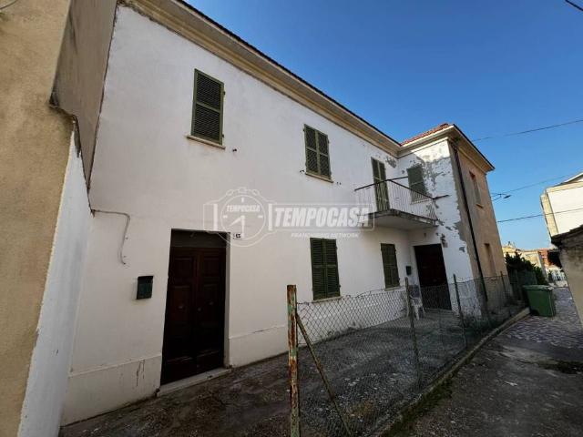 Villa Indipendente in vendita a Santa Barbara, Chieti
