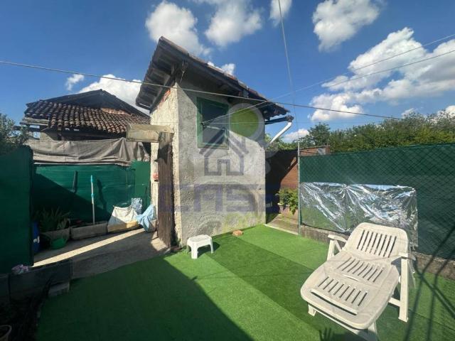 Villa Indipendente in vendita a Chignolo Po, Pavia