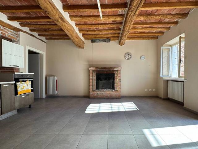 Villa Indipendente in vendita a Chignolo Po, Lombardia