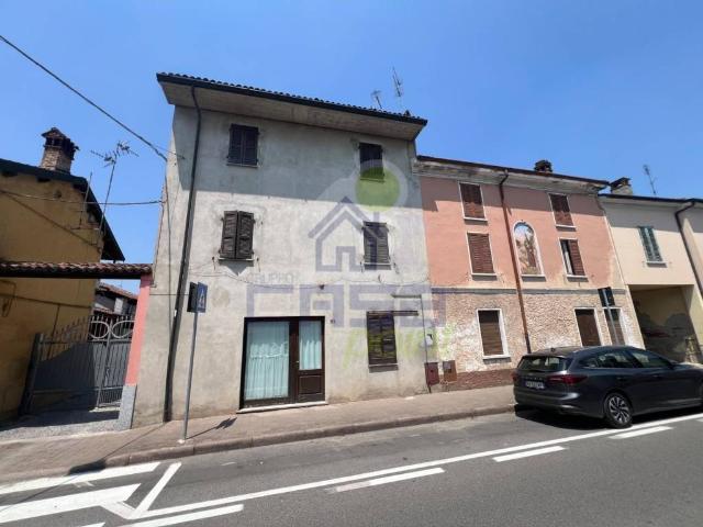 Villa Indipendente in vendita a Chignolo Po, Lombardia