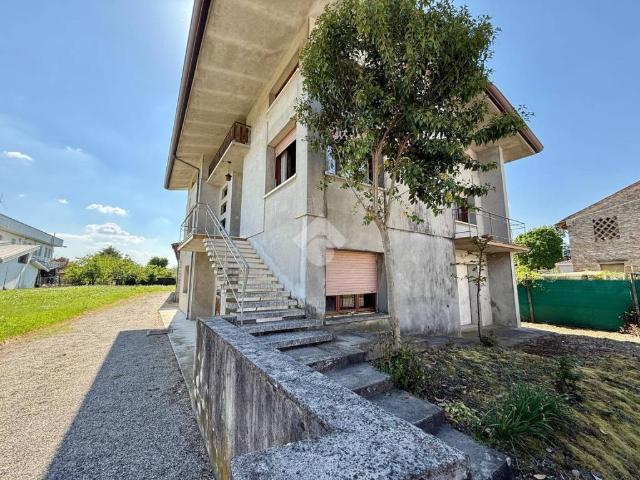 Villa Indipendente in vendita a Chions, Friuli-Venezia Giulia