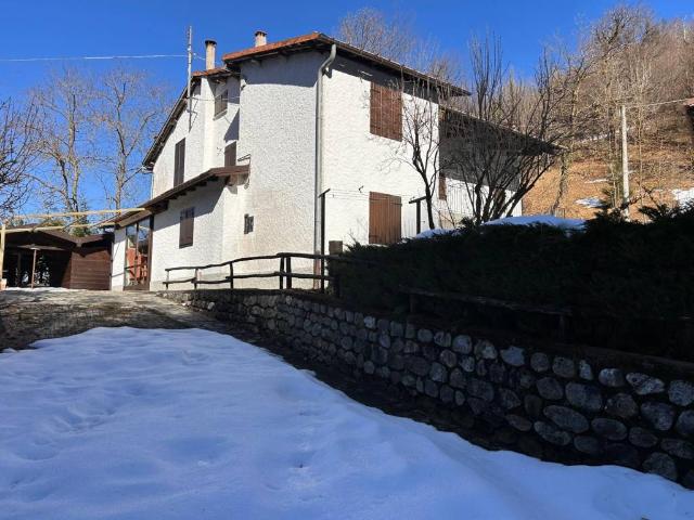 Villa Indipendente in vendita a Piemonte, Cuneo