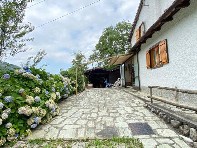 Villa Indipendente in vendita a Piemonte, Cuneo
