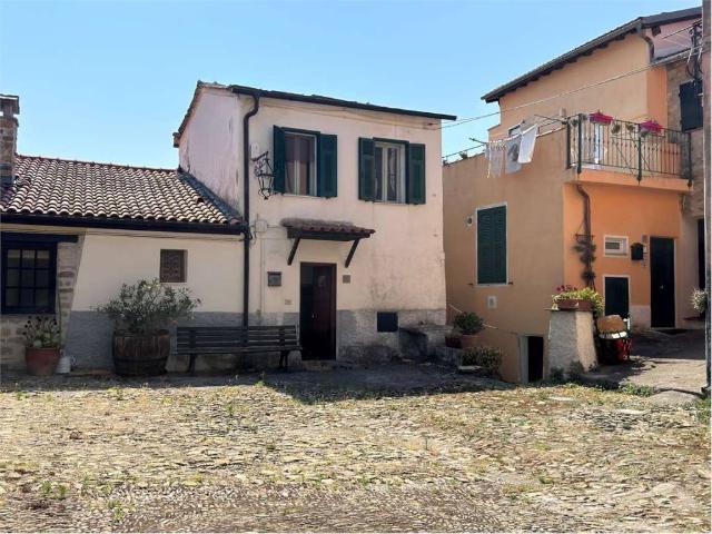 Villa Indipendente in vendita a Chiusanico, Liguria