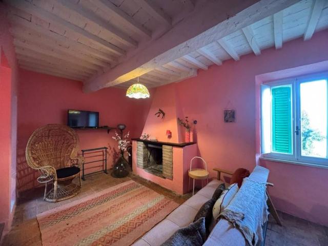 Villa Indipendente in vendita a Chiusdino, Toscana