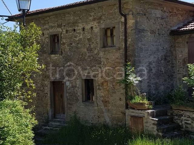Villa Indipendente in vendita a Chiusi Della Verna, Toscana