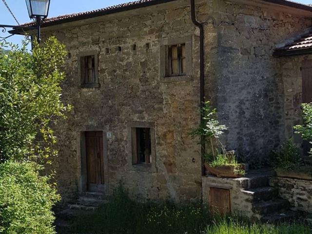 Villa Indipendente in vendita a Chiusi Della Verna, Toscana