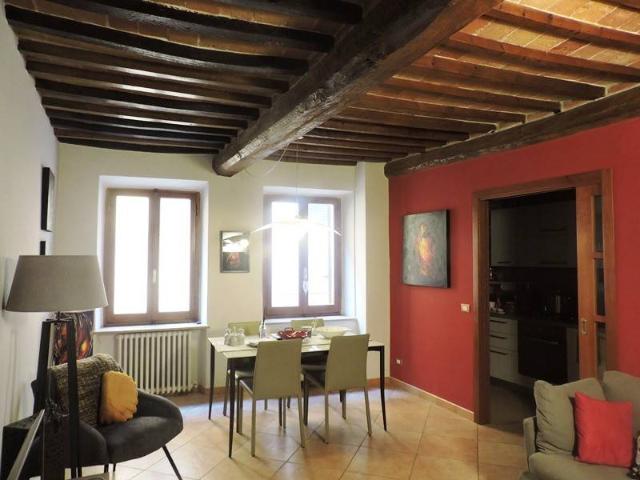 Villa Indipendente in vendita a Chiusi Città, Toscana