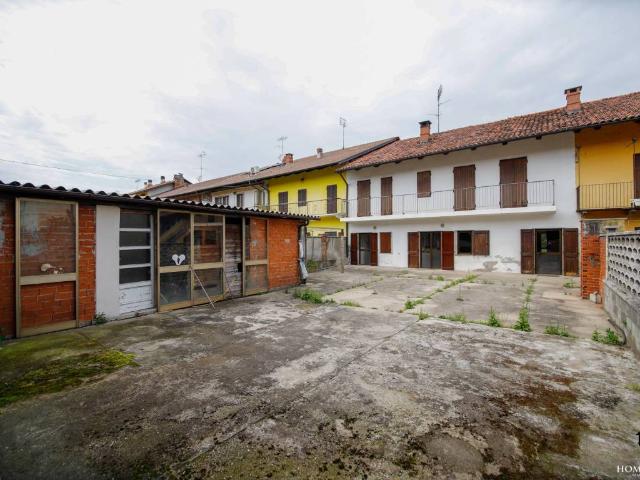 Villa Indipendente in vendita a Castelrosso, Piemonte