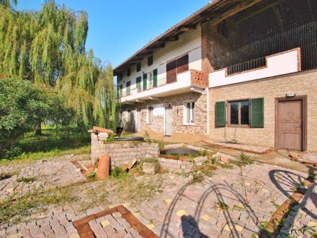 Villa Indipendente in vendita a Piemonte, Vercelli