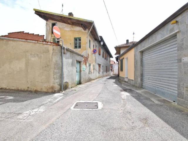 Villa Indipendente in vendita a Piemonte, Vercelli