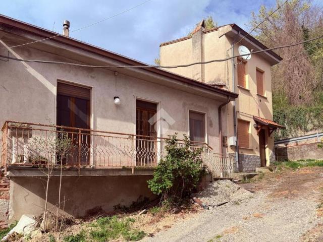 Villa Indipendente in vendita a Cigognola, Lombardia