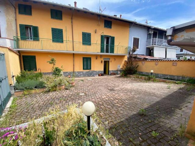 Villa Indipendente in vendita a Cilavegna, Pavia