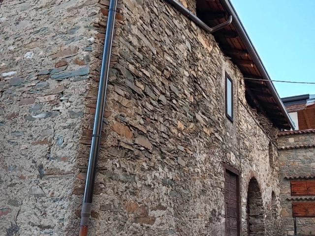 Villa Indipendente in vendita a Comunità montana della valle Camonica, Cimbergo