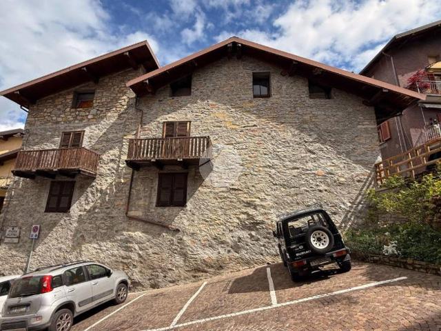 Villa Indipendente in vendita a Comunità montana della valle Camonica, Cimbergo