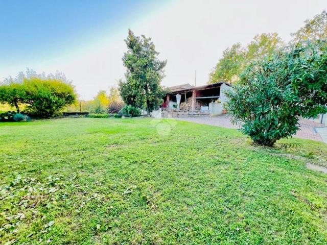 Villa Indipendente in vendita a Piemonte, Asti