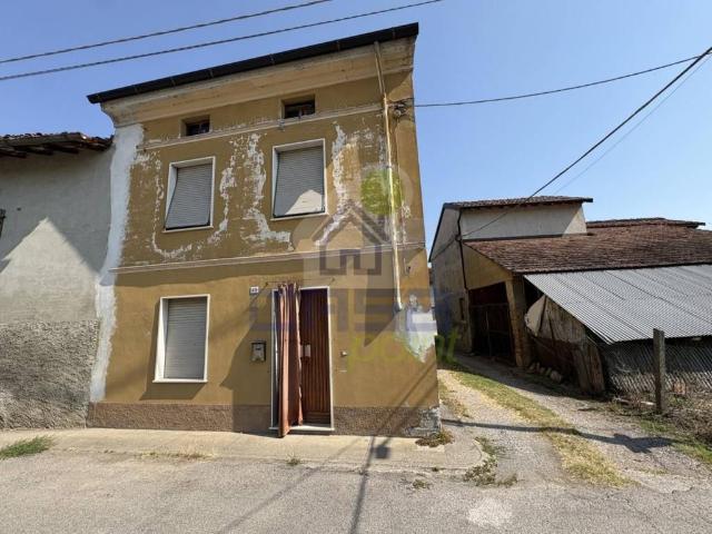 Villa Indipendente in vendita a Cingia De' Botti, Lombardia