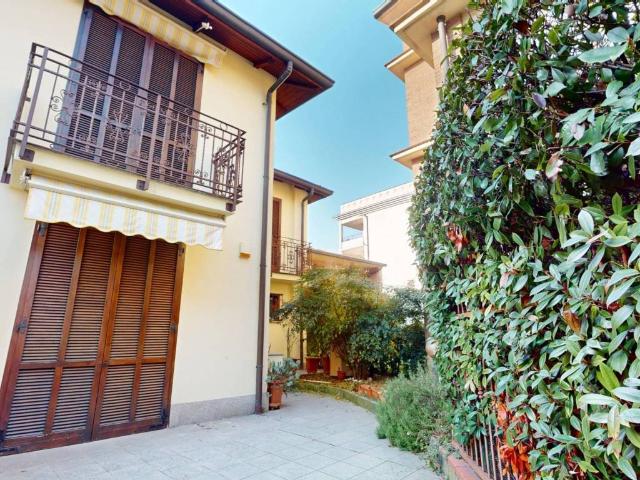 Villa Indipendente in vendita a Zona Omogenea Milano Nord, Cinisello Balsamo