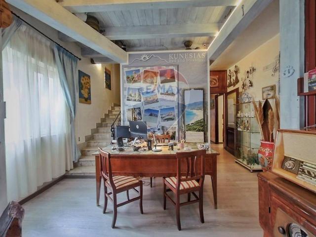 Villa Indipendente in vendita a Cinisi, Sicilia