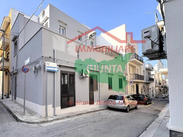 Villa Indipendente in vendita a Cinisi, Sicilia
