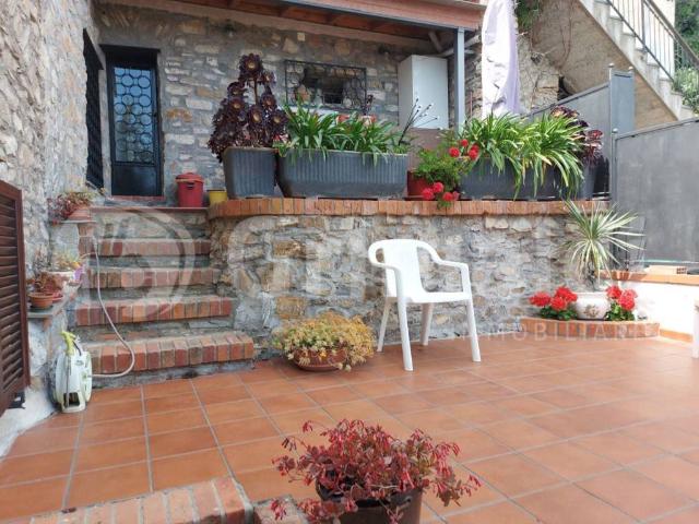Villa Indipendente in vendita a Moiano, Cipressa