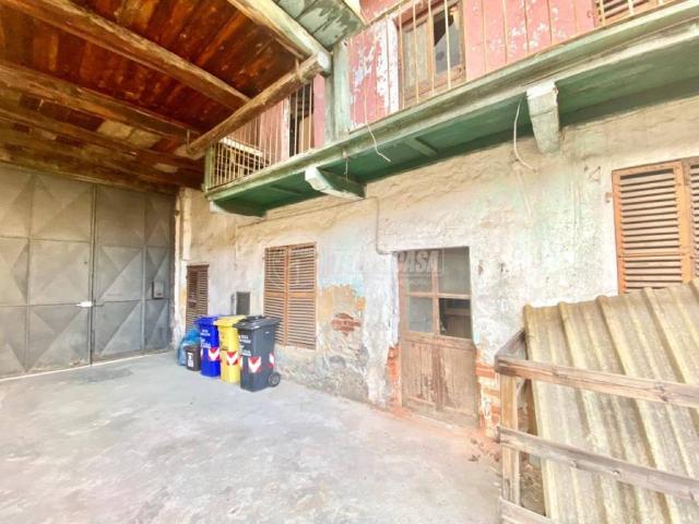 Villa Indipendente in vendita a Ciriè, Torino