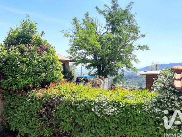 Villa Indipendente in vendita a Cisano Sul Neva, Liguria