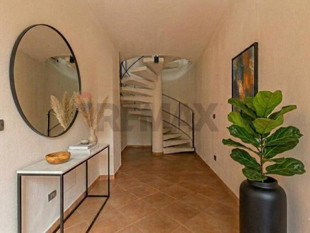 Villa Indipendente in vendita a Cislago, Lombardia