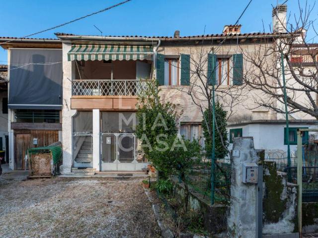 Villa Indipendente in vendita a Cison Di Valmarino, Veneto