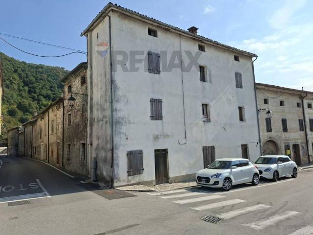 Villa Indipendente in vendita a Tovena, Cison di Valmarino
