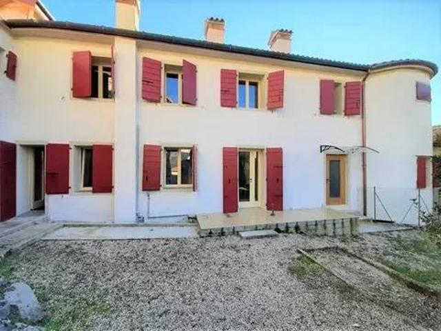 Villa Indipendente in vendita a Cison Di Valmarino, Veneto