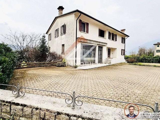 Villa Indipendente in vendita a Cison Di Valmarino, Veneto