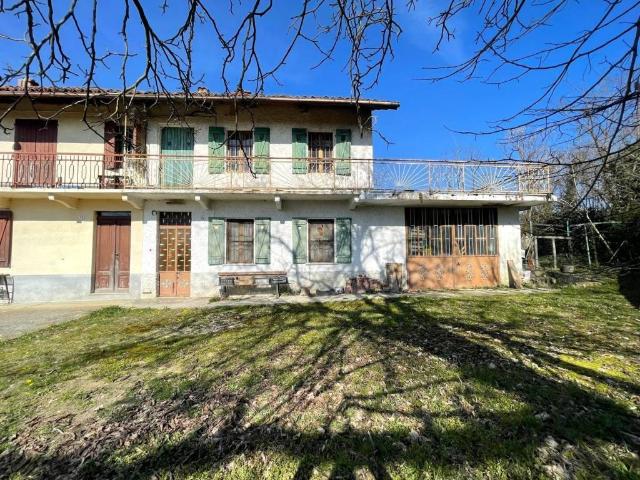 Villa Indipendente in vendita a Piemonte, Asti