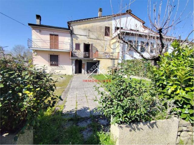 Villa Indipendente in vendita a San Leo Bastia, Umbria
