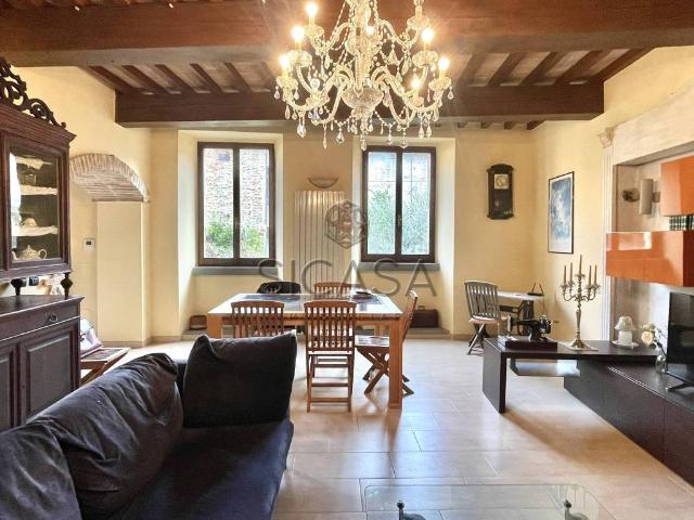 Villa Indipendente in vendita a San Leo Bastia, Umbria