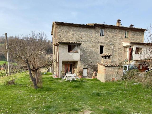 Villa Indipendente in vendita a San Leo Bastia, Umbria