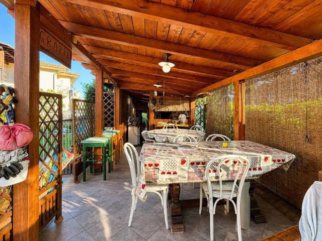 Villa Indipendente in vendita a Trestina, Città di Castello
