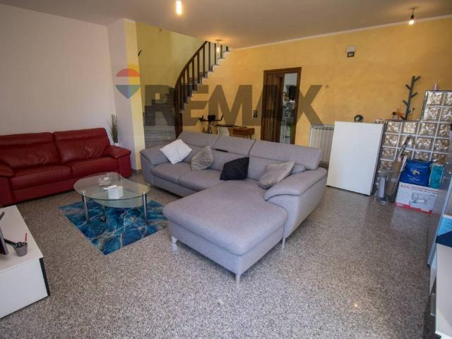 Villa Indipendente in vendita a Città Sant'angelo, Abruzzo